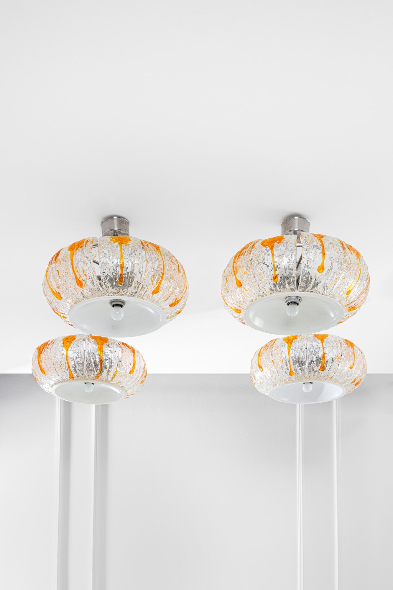 A.V. Mazzega (attr.). Quattro lampade a sospensione (1 of 3)