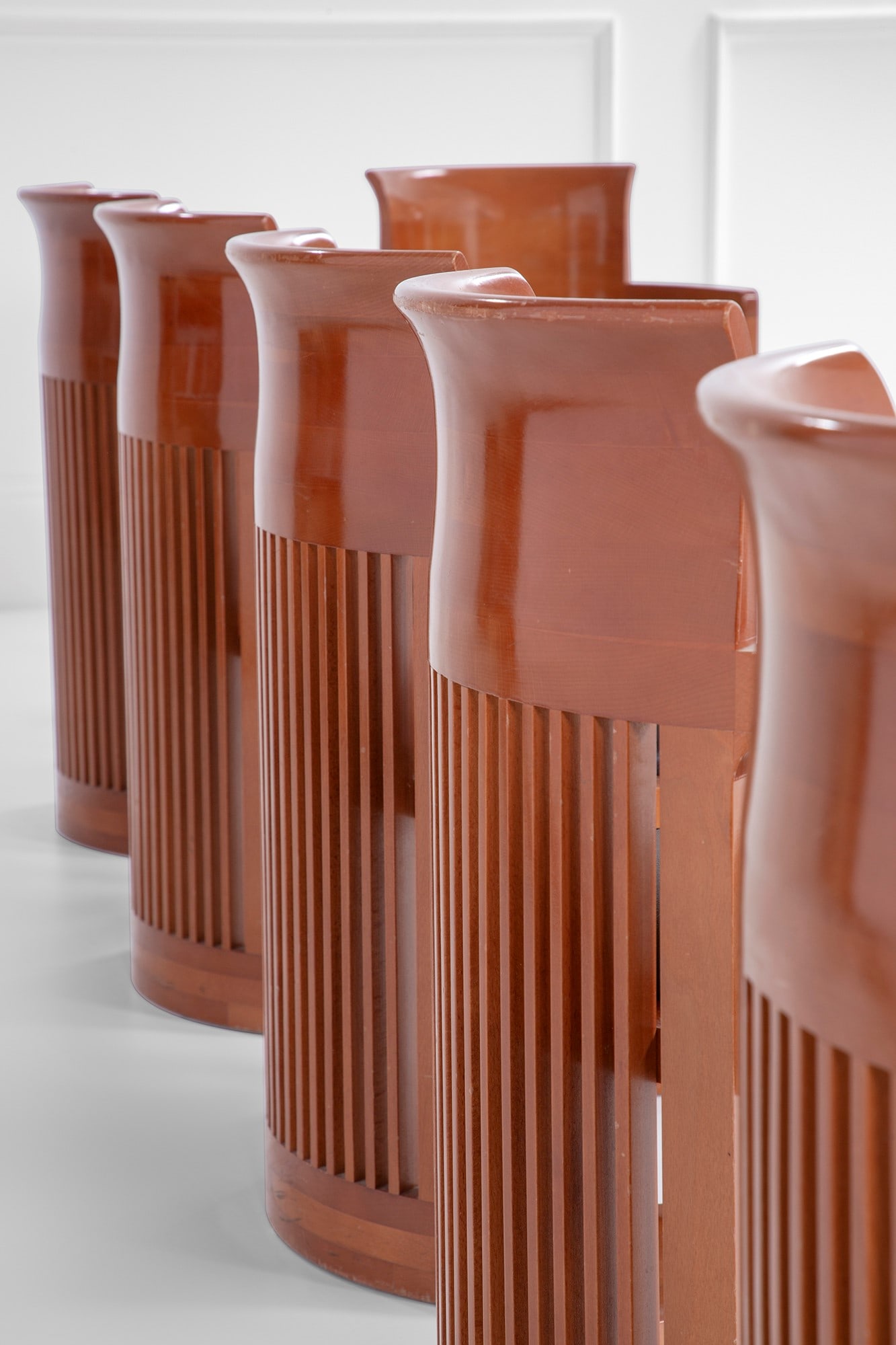 Frank Lloyd Wright. Dodici poltrone mod. Barrel - 5