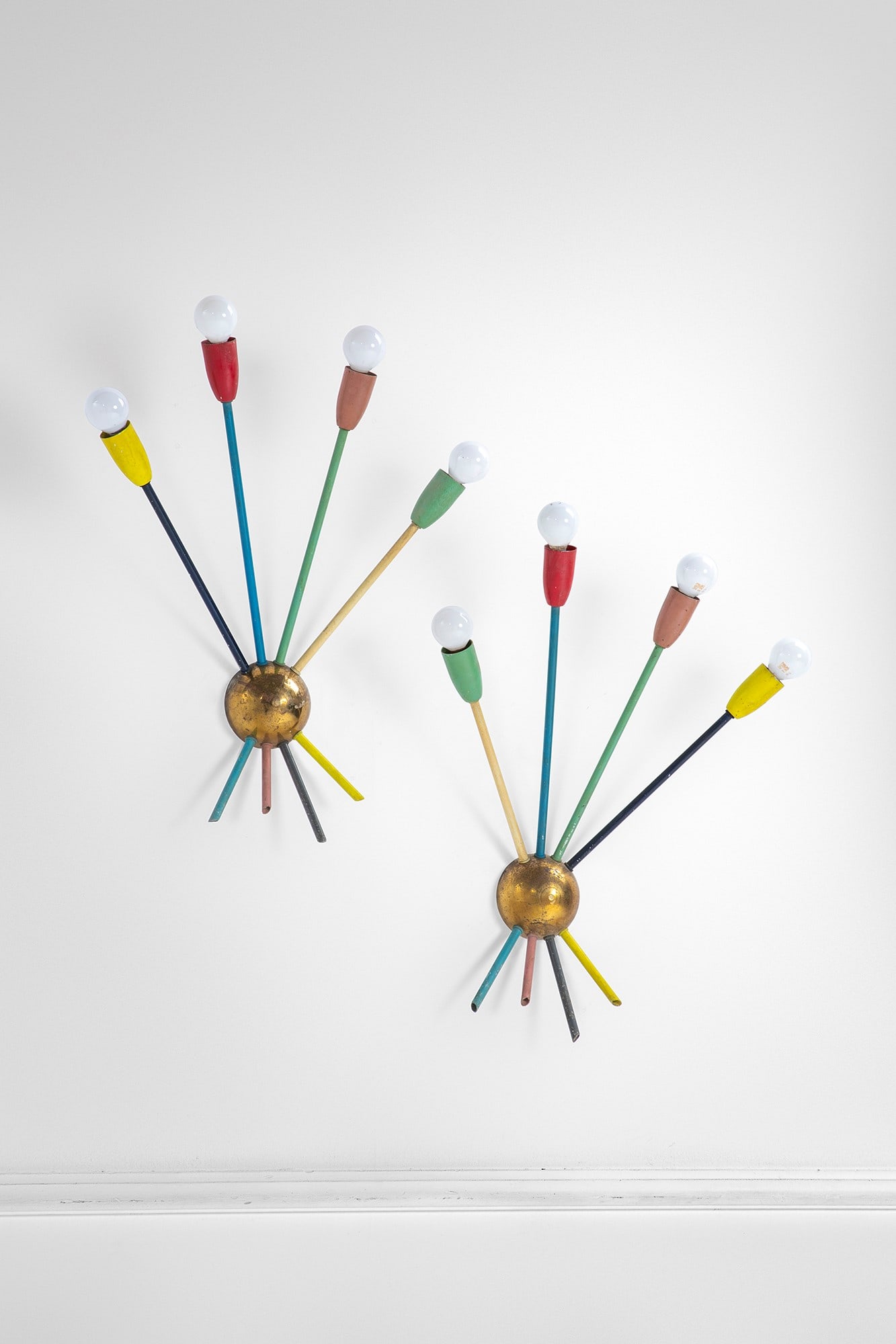 G.C.M.E.. Due lampade da parete a quattro luci (1 of 4)