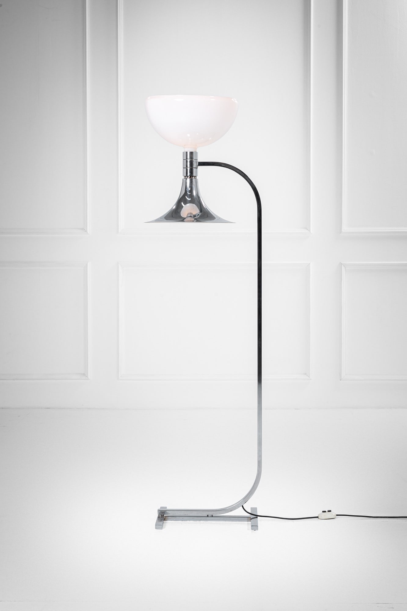 Franco Albini, Franca Helg, Antonio Piva. Lampada da terra della serie AM/AS (1 of 5)