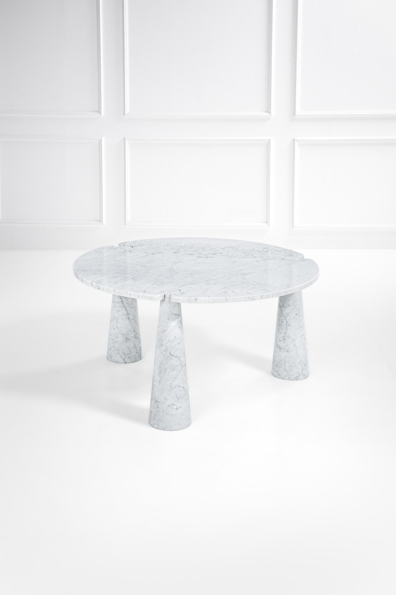 Angelo Mangiarotti. Tavolo della serie Eros (1 of 4)