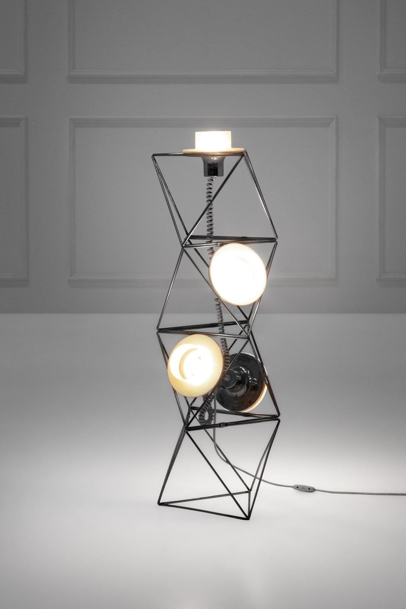 Felice Ragazzo. Lampada da terra mod. Poliedra (1 of 6)