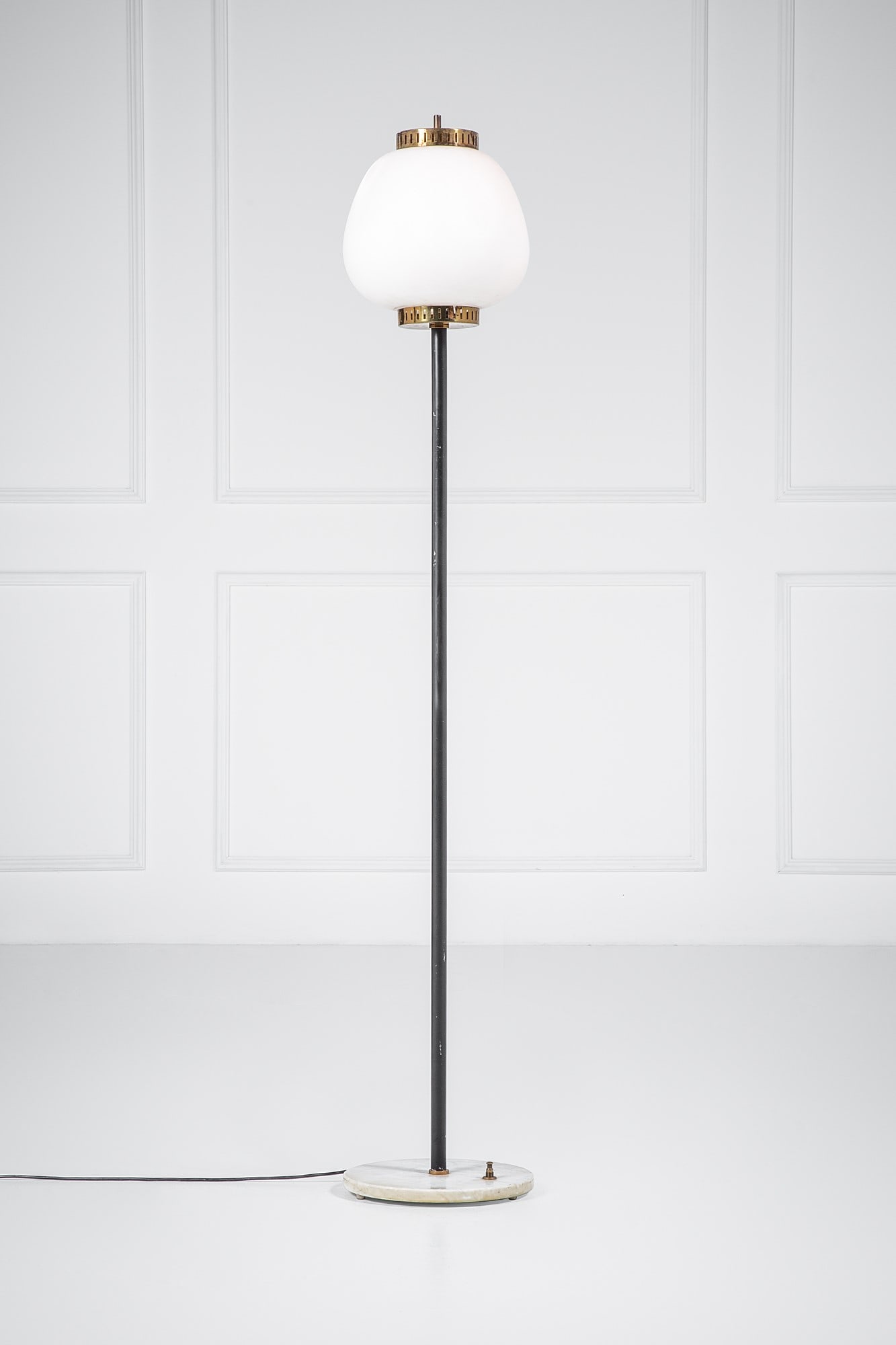 Stilnovo (attr.). Lampada da terra (1 of 3)