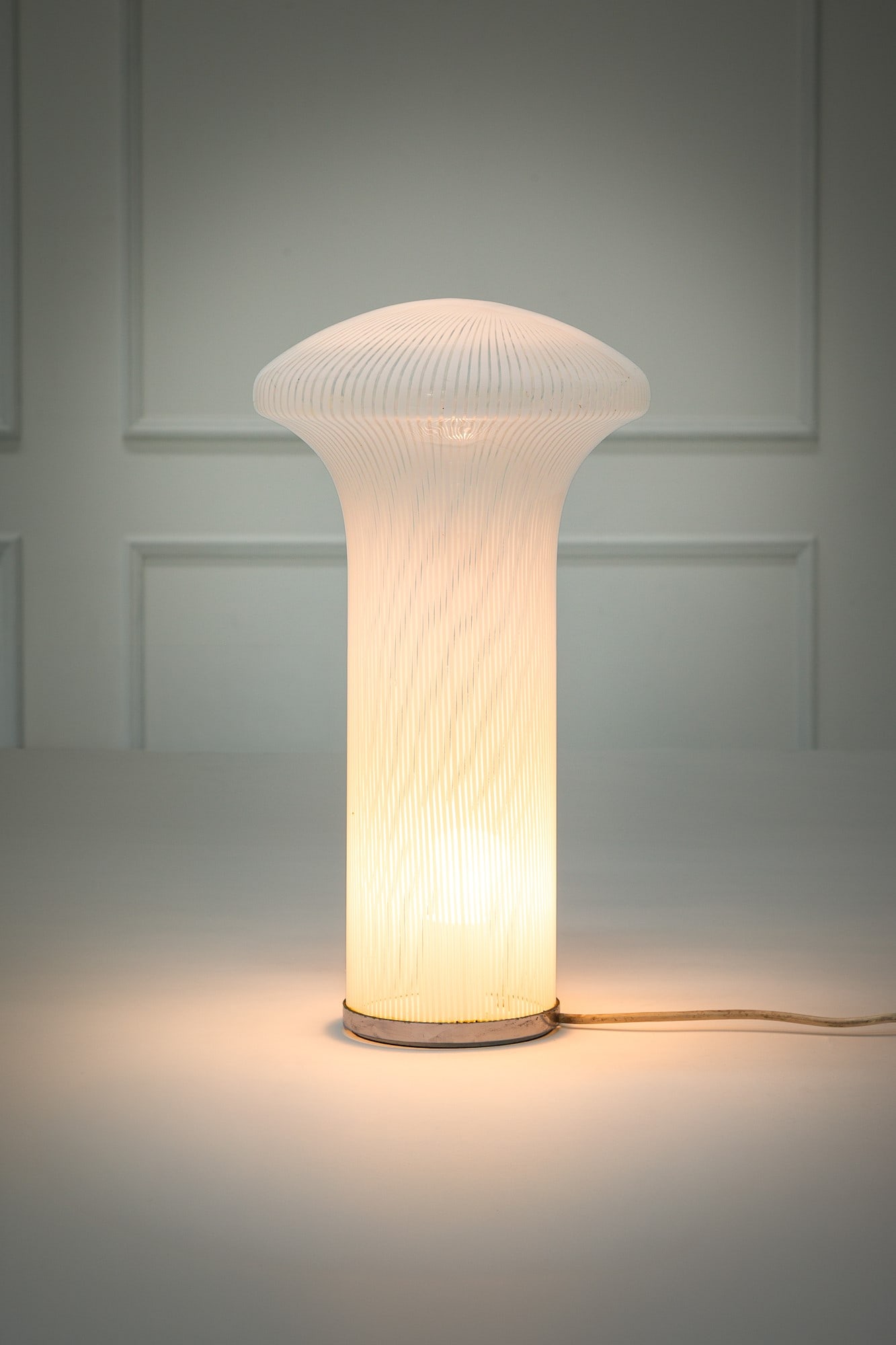 Venini. Lampada da tavolo della serie Boletus (1 of 3)