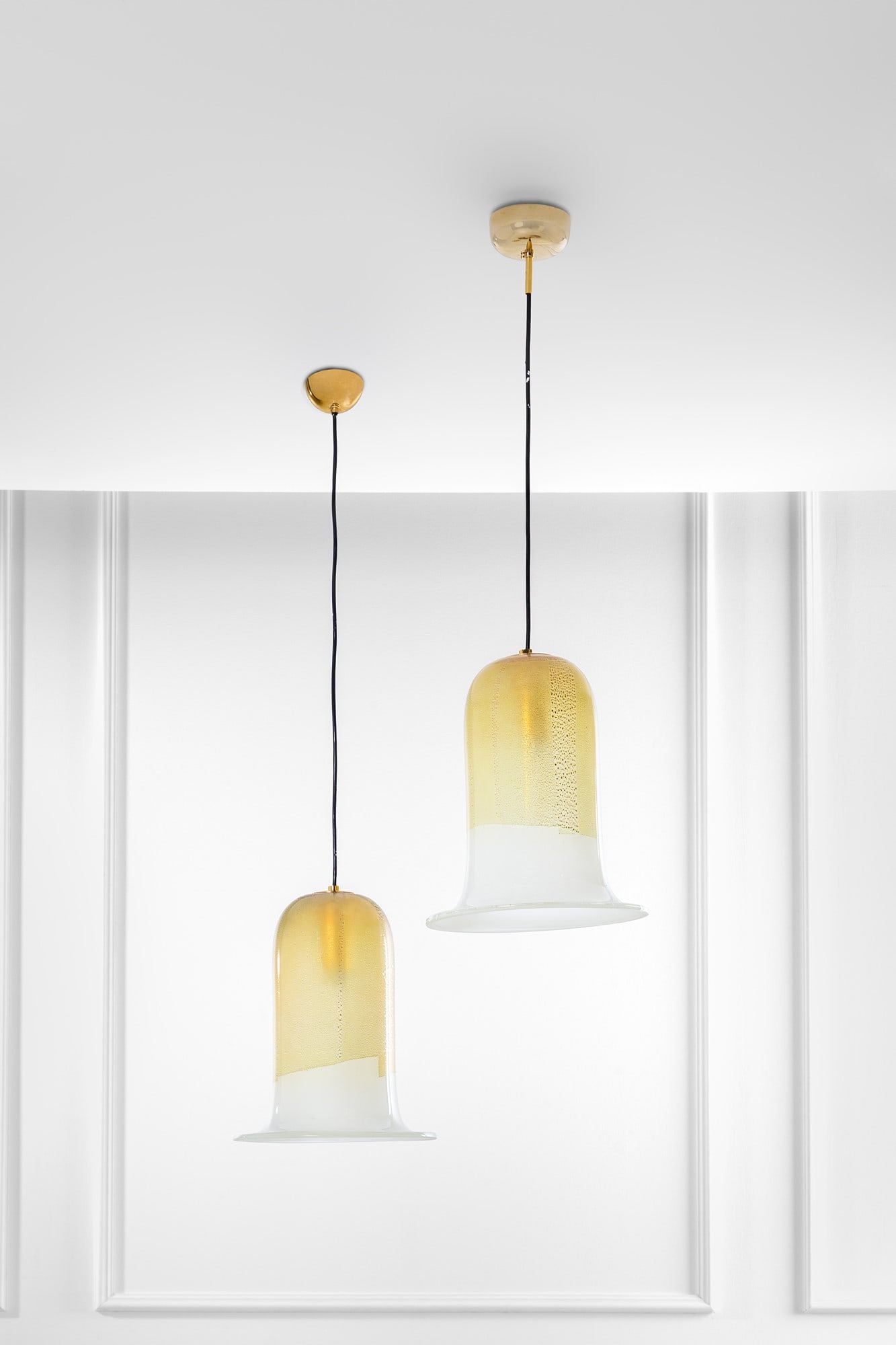 Venini. Due lampade a sospensione (1 of 3)
