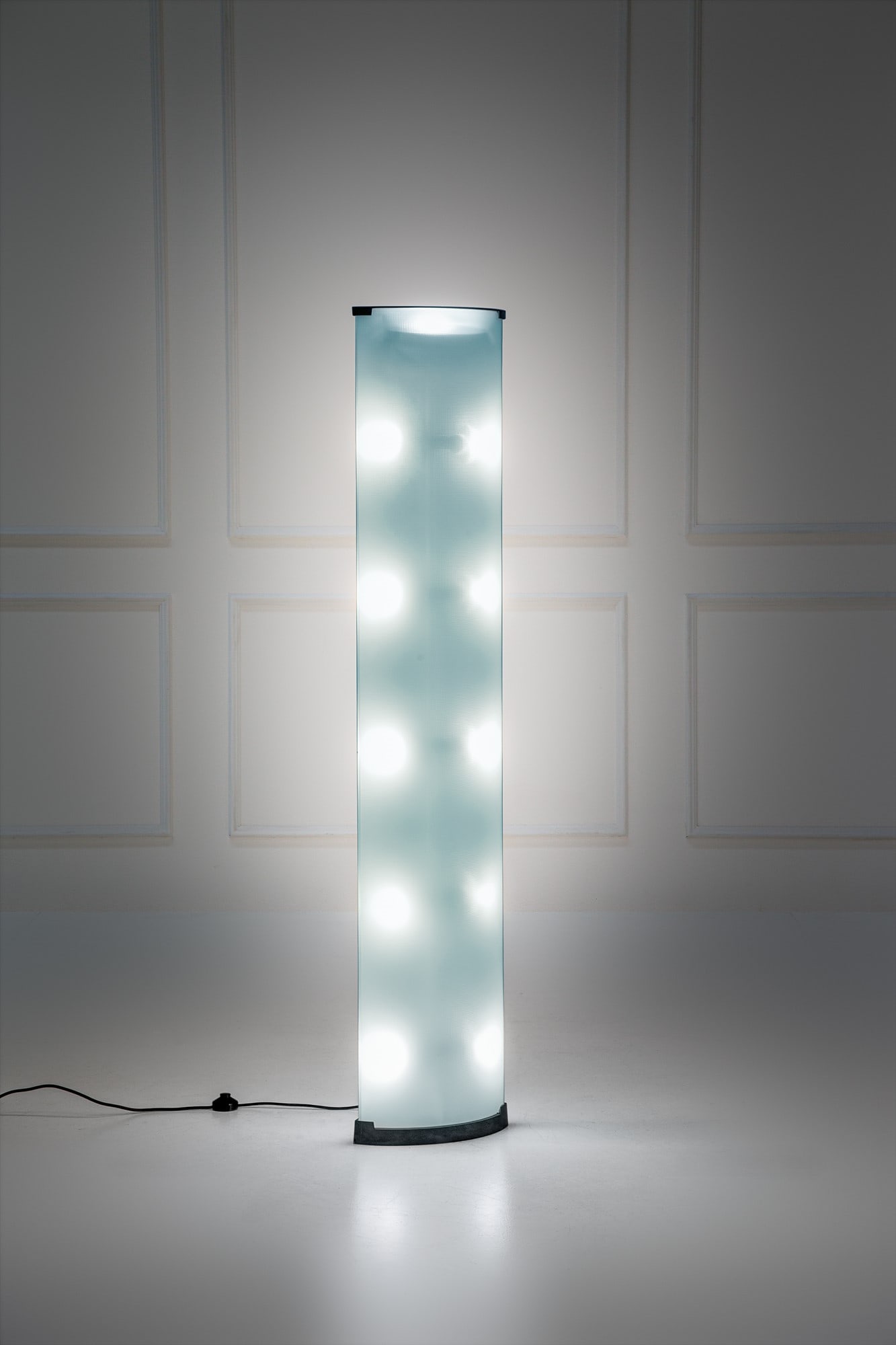 Gio Ponti. Lampada da terra mod. Pirellone (1 of 4)