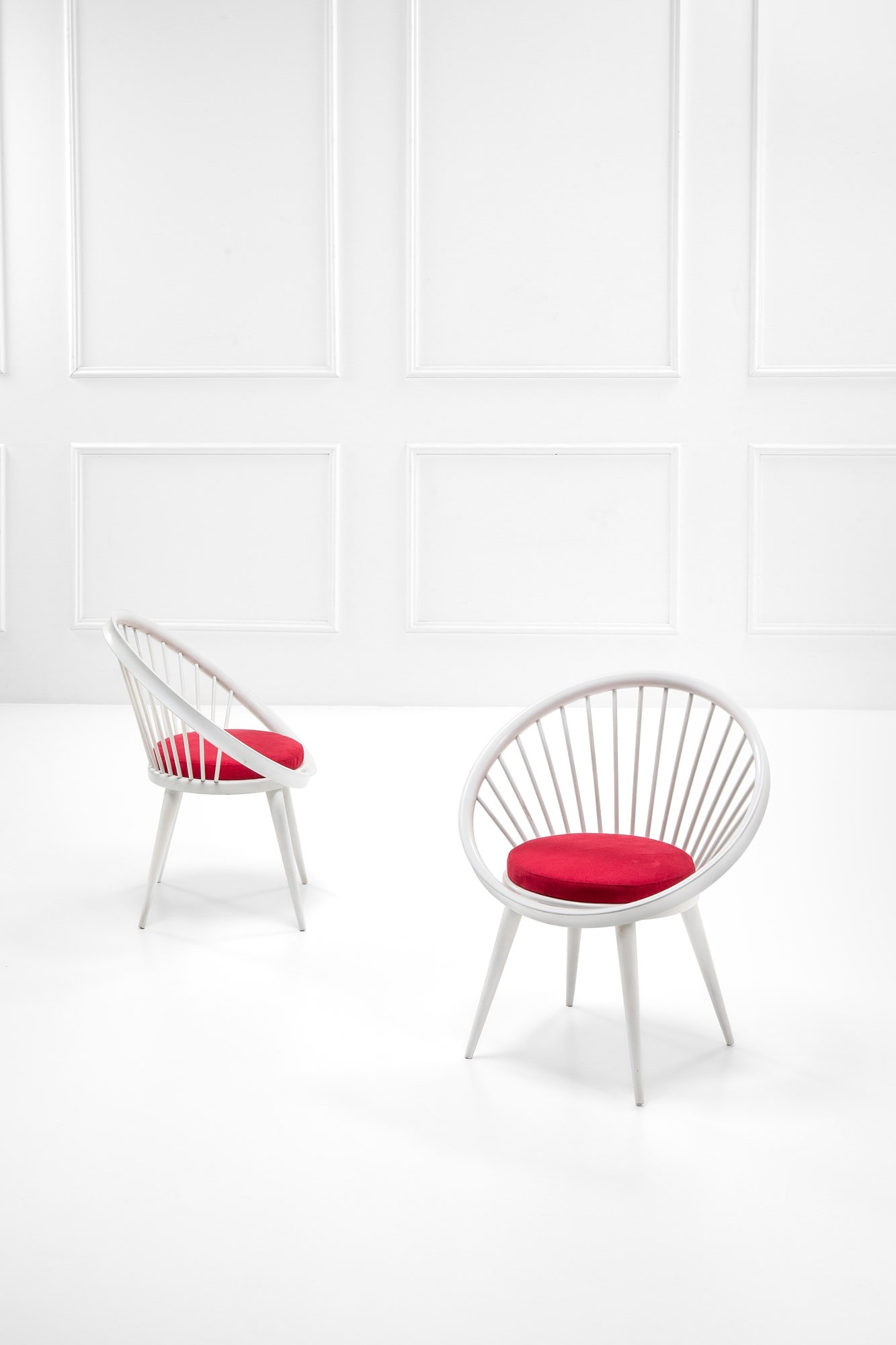 Yngve Ekstrom. Due poltrone mod. Circle Chair (1 of 3)