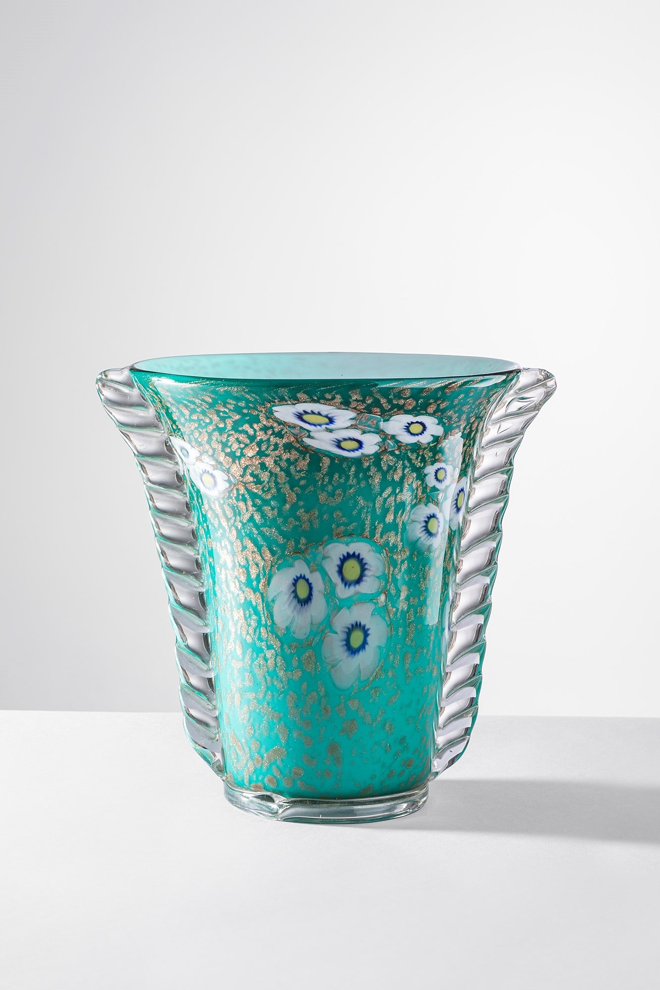 A.Ve.M.. Vaso con morise