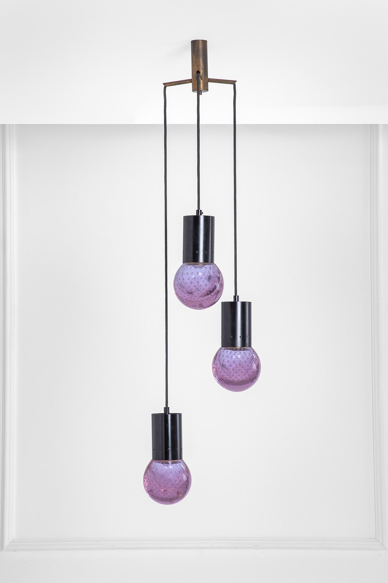 Gino Sarfatti. Lampadario a tre sospensioni (1 of 3)