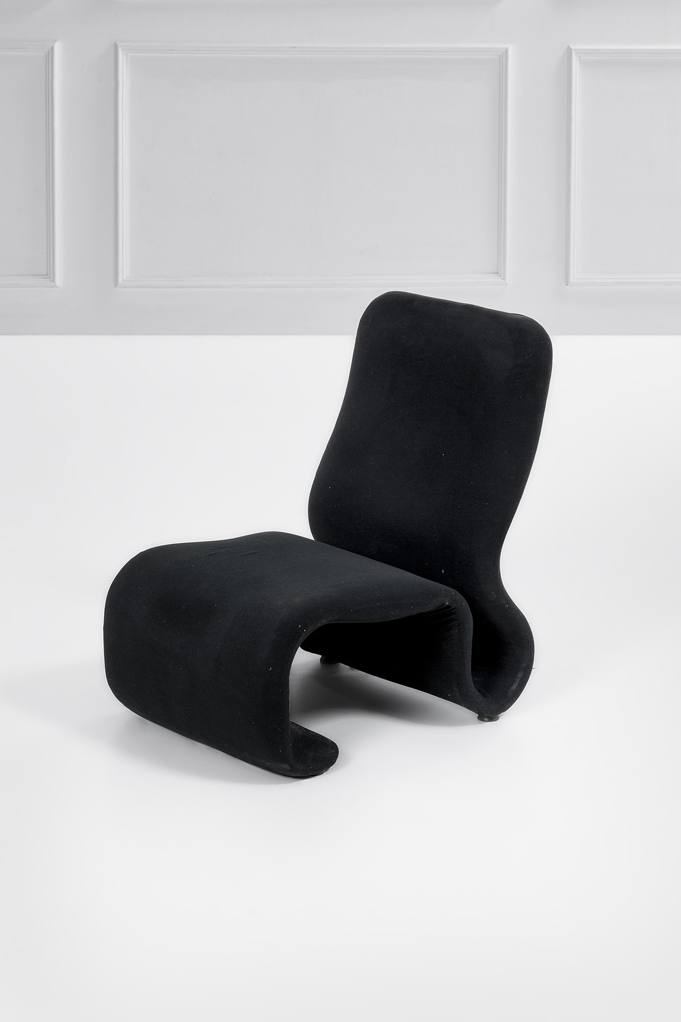 Jan Ekselius. Seduta della serie Etcetera: Seduta della serie Etcetera Struttura interamente rivestita in tessuto. Prod. Stading, 1970 a. cm 82x63x88