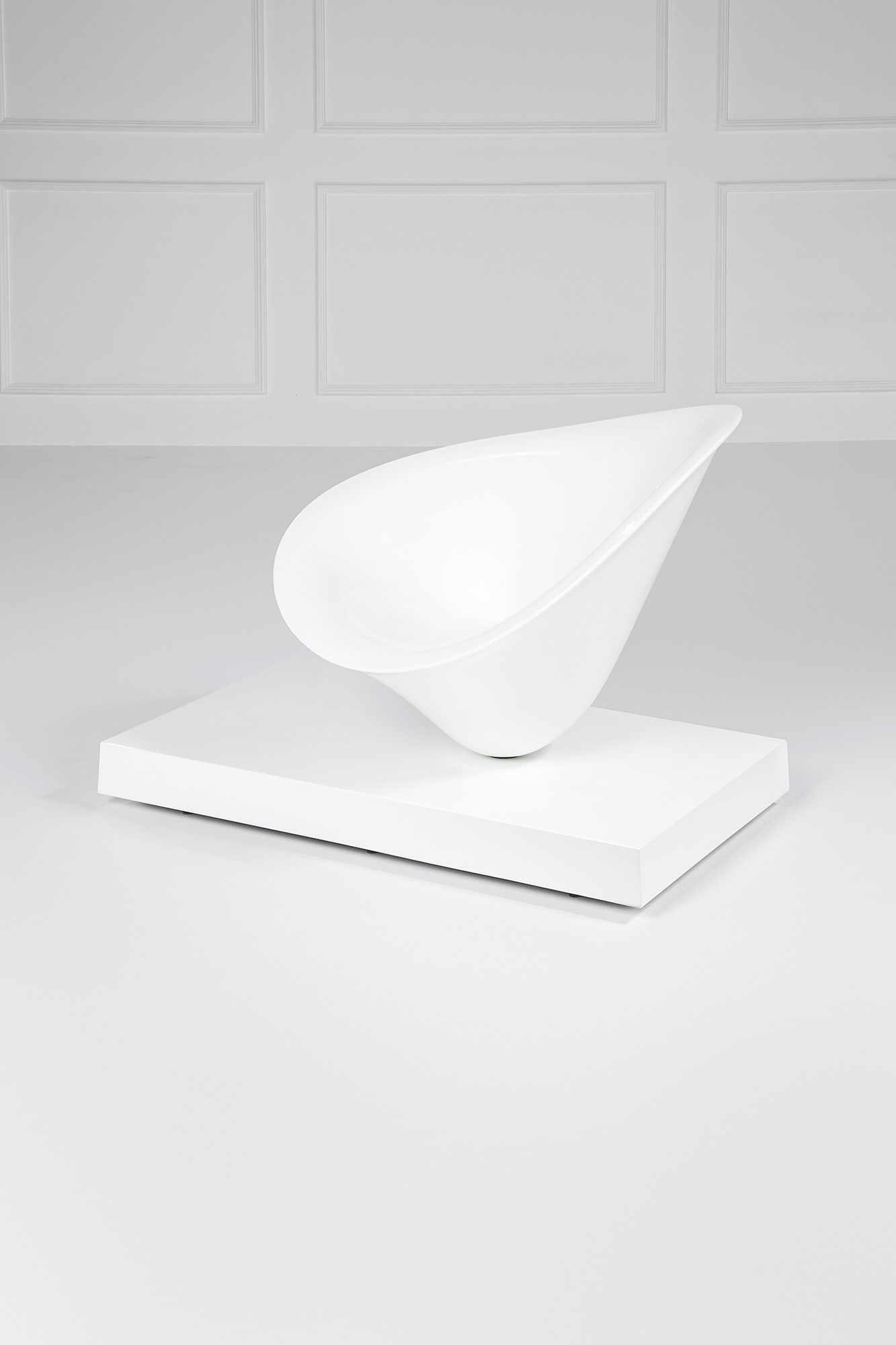 Philippe Starck. Poltrona mod. Moor(e) (1 of 5)