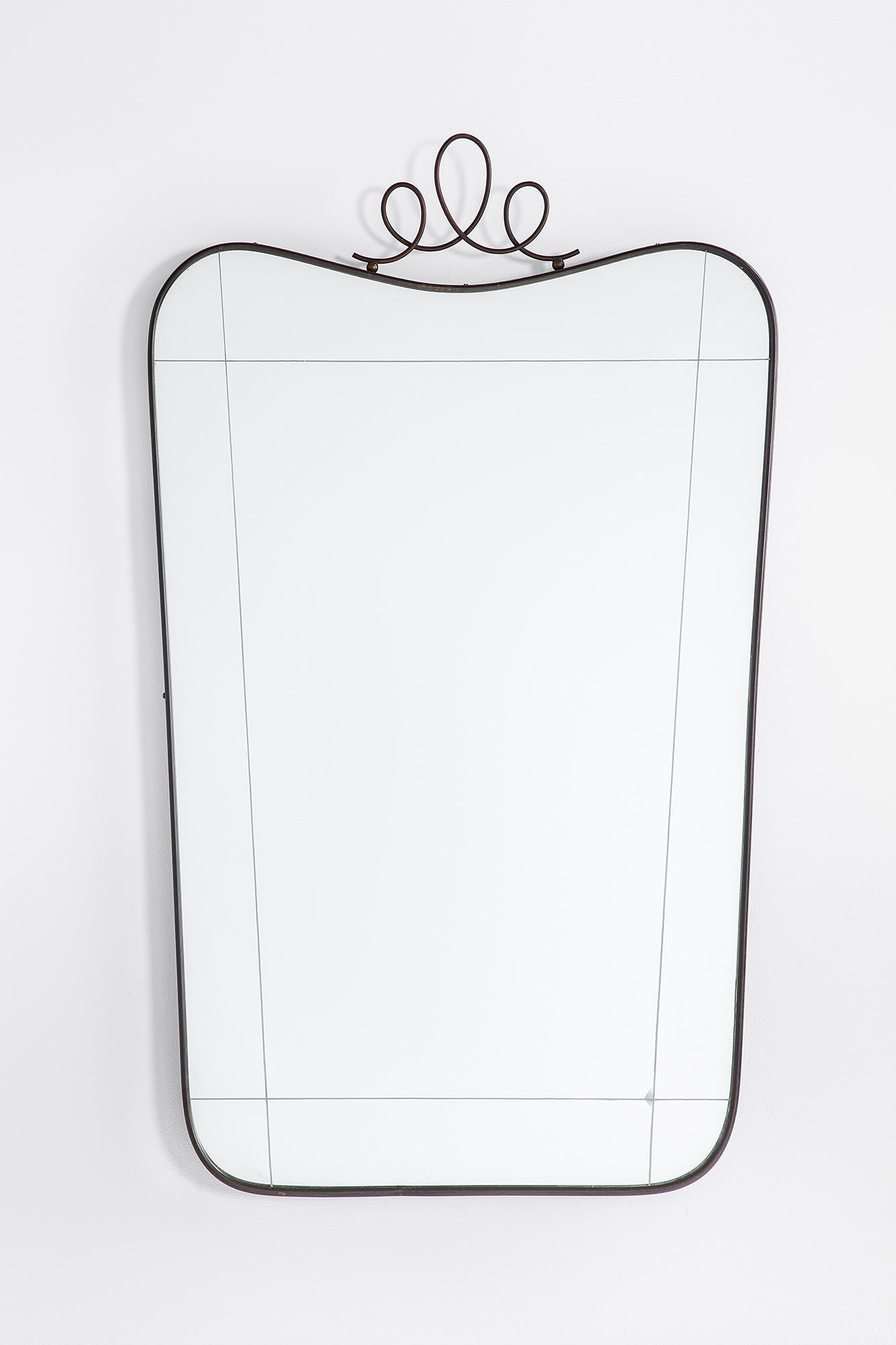 Specchio da parete: Specchio da parete Ottone, vetro specchiato. 1950 ca. cm 92x60x3
