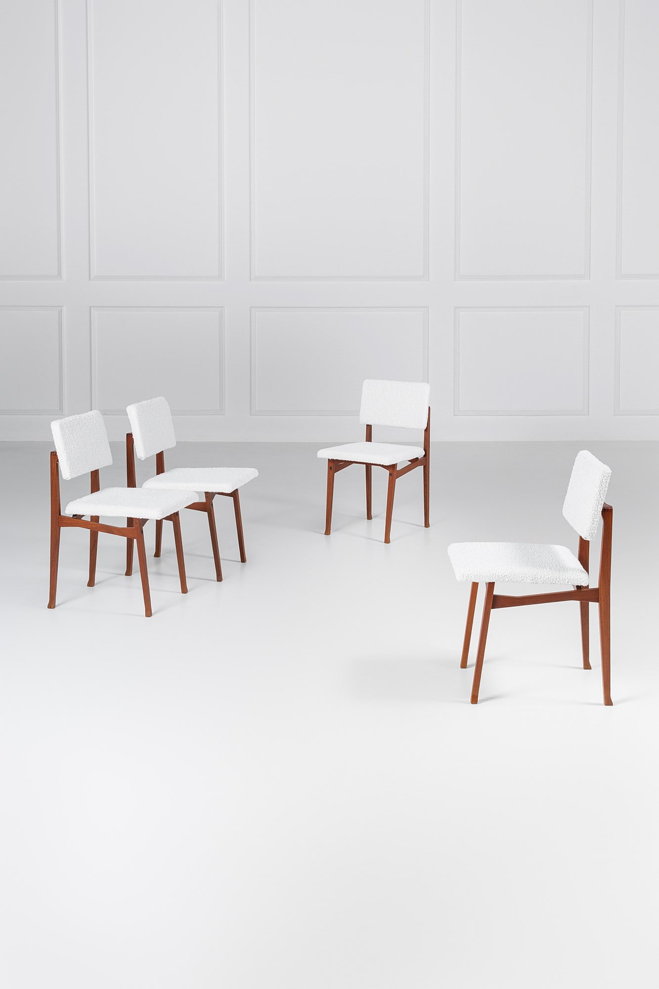 Franco Albini. Quattro sedie mod. SD9 Luisella (1 of 5)