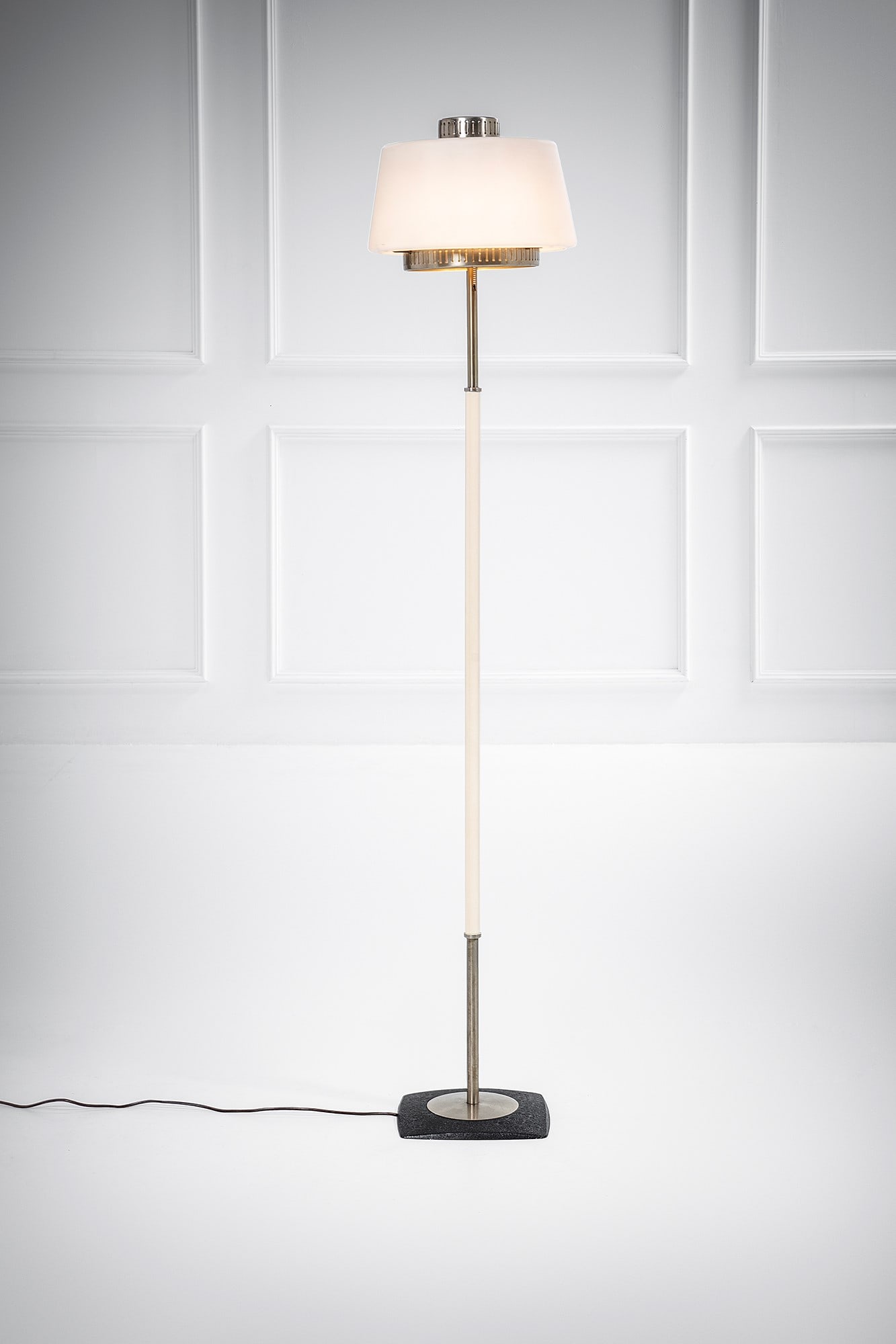 Stilnovo. Lampada da terra mod. 4084 (1 of 3)