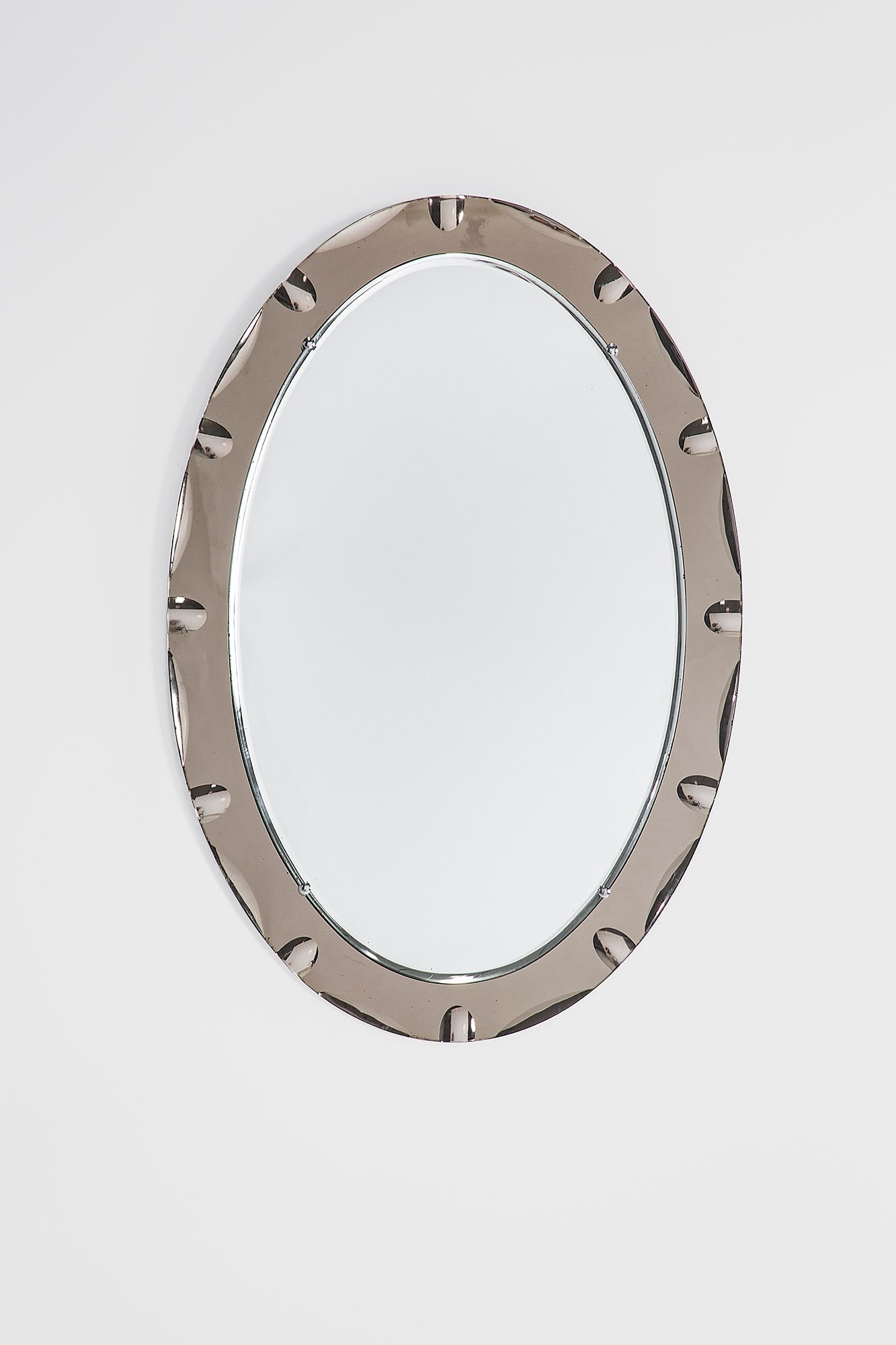 Antonio Lupi. Specchiera: Specchiera Vetro colorato molato, vetro specchiato. Prod. Antonio Lupi, 1973 ca. cm 88x60x4
