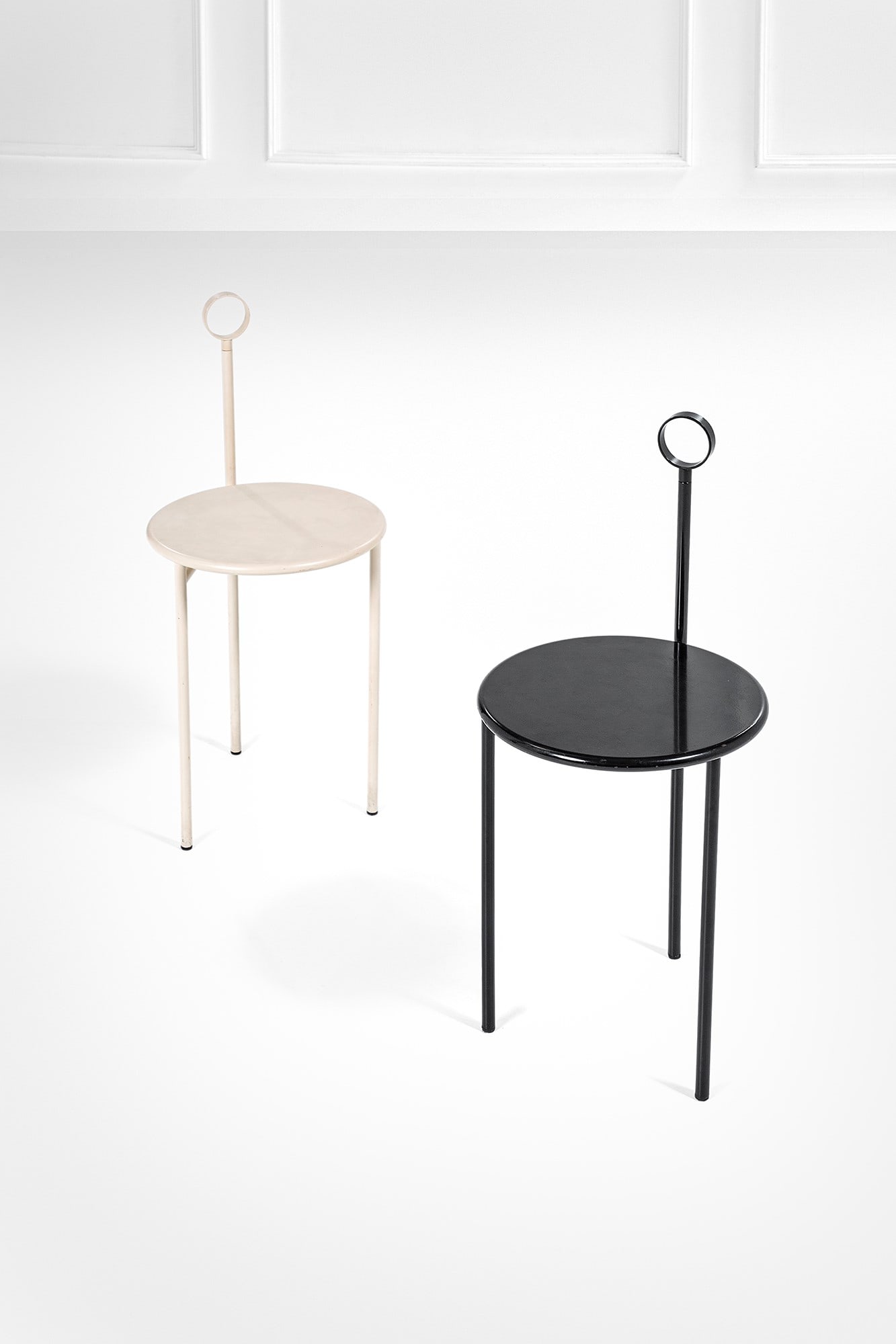 Philippe Starck. Due tavolini mod. Mickville (1 of 3)