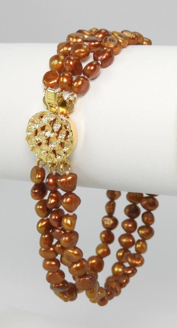 Dyed Freshwater Pearl Bead Bracelet: Length: 8"