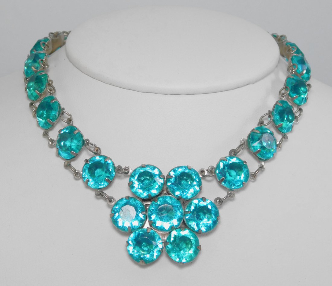 Vintage Aqua Stone Choker Necklace: Necklace: 16"