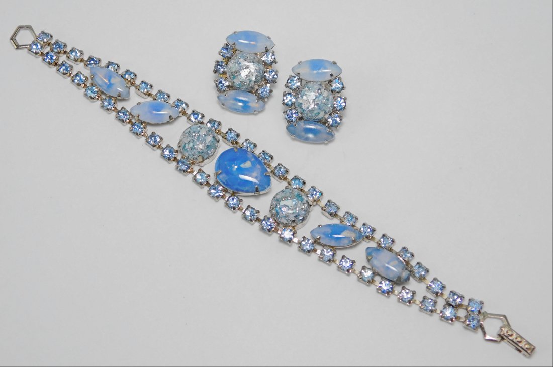 Vintage LaRel Blue Rhinestone Bracelet & Earring Set (1 of 7)