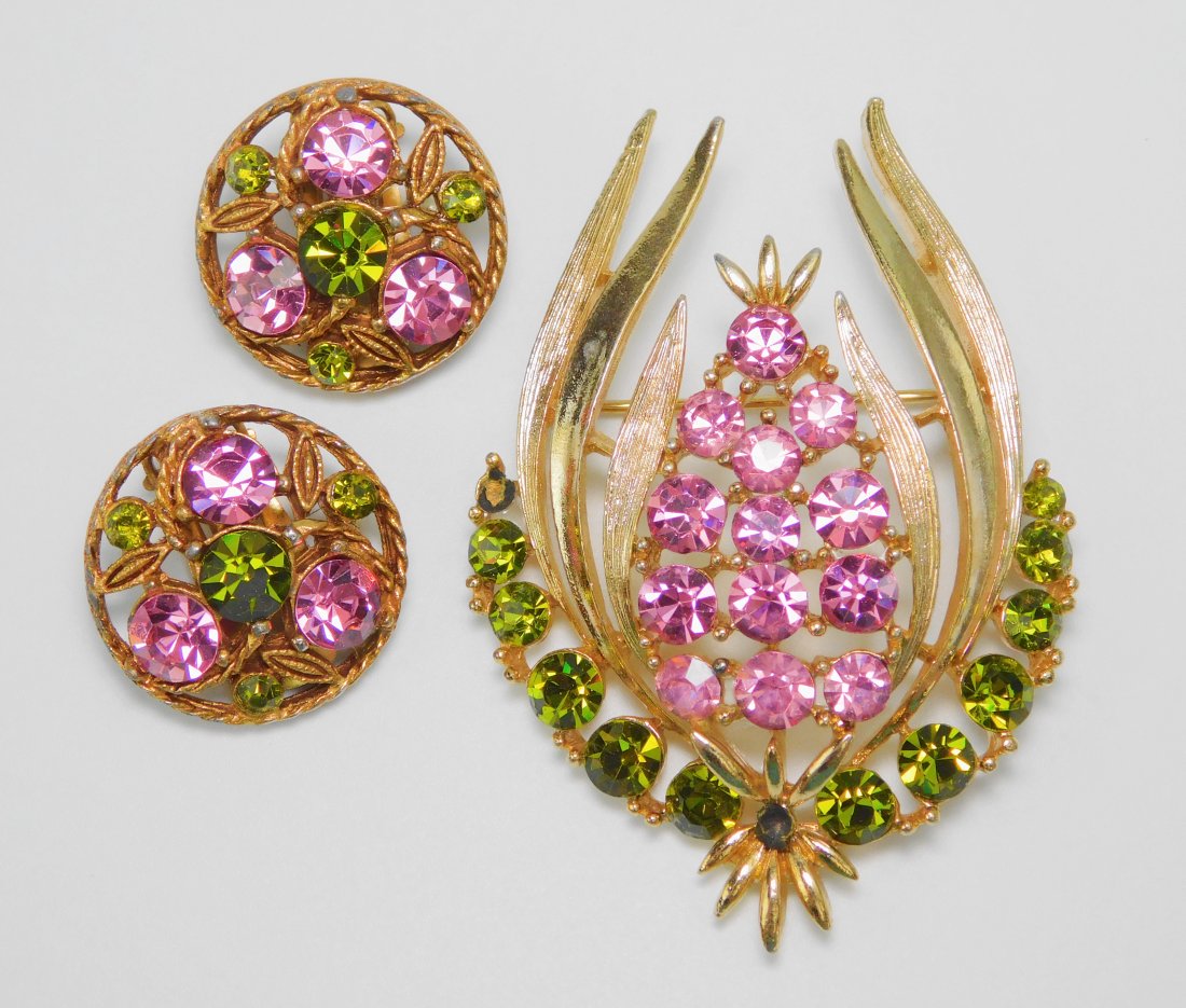 Vintage Lisner Green & Pink Rhinestone Brooch & Earring Set (1 of 7)