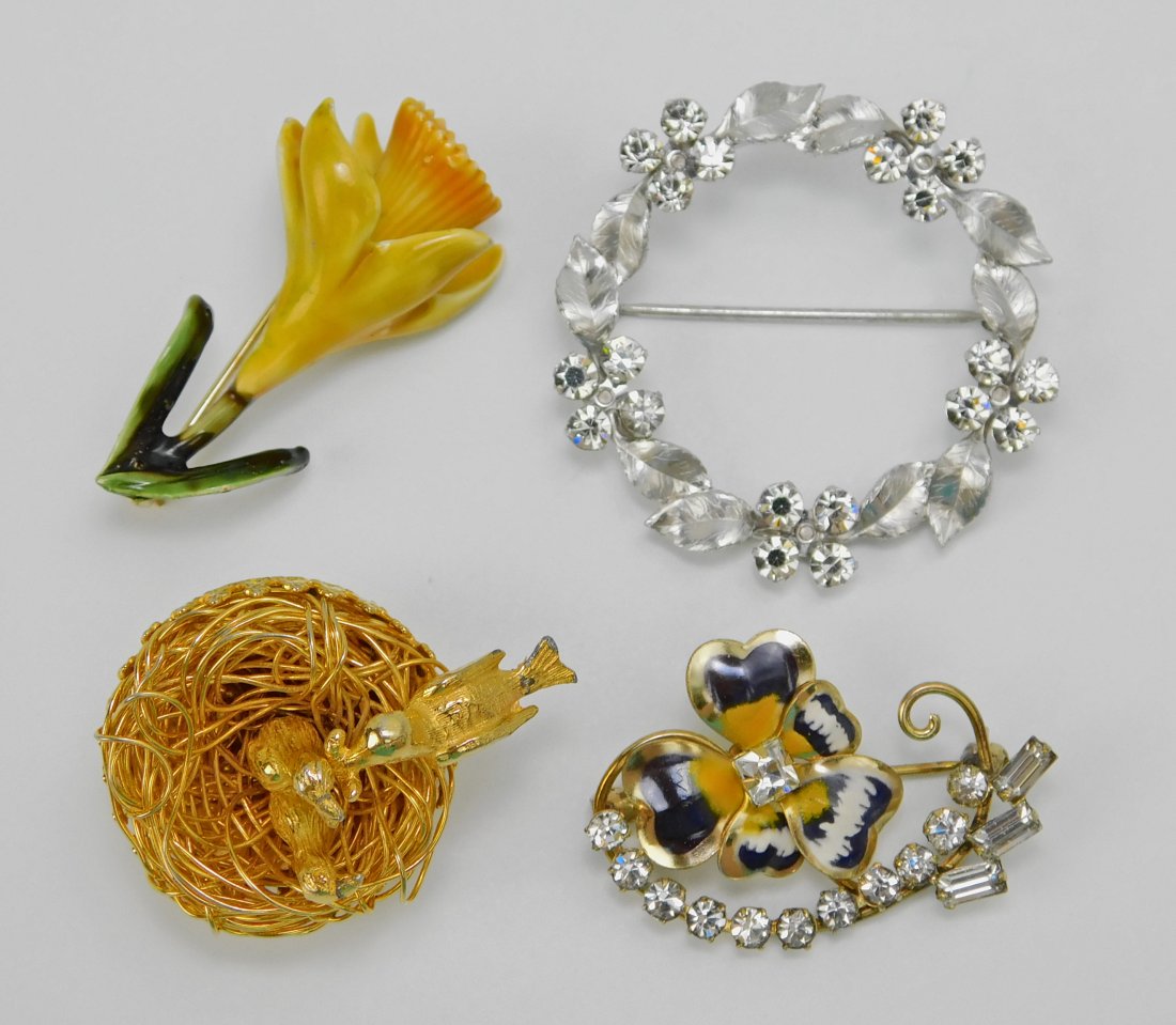 Four Signed Vintage Brooches: Carl Art, Jeanne, HAR, and Krementz, Brooch: largest is 2"