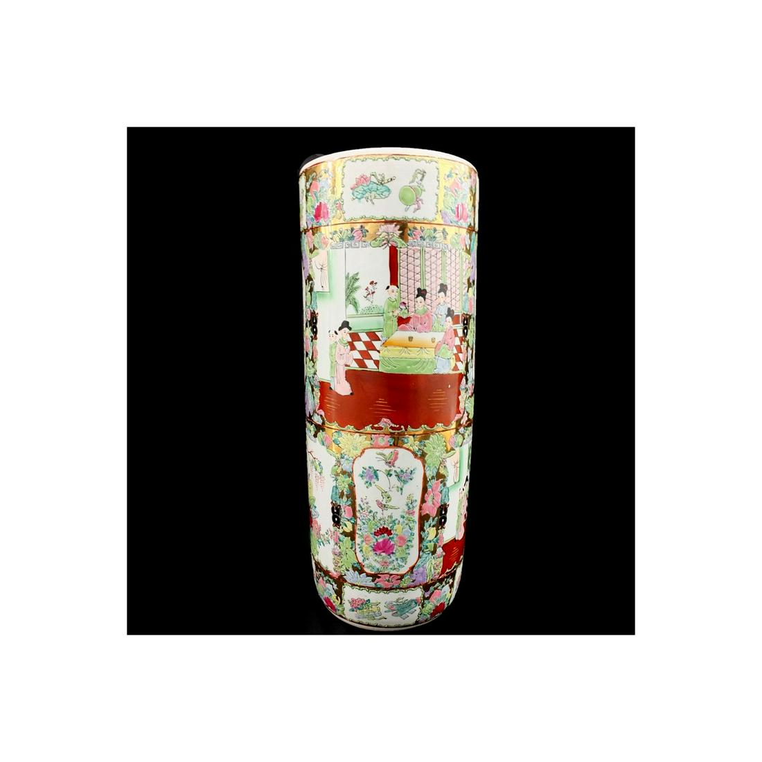 Chinese Rose Medallion Umbrella Stand (1 of 4)