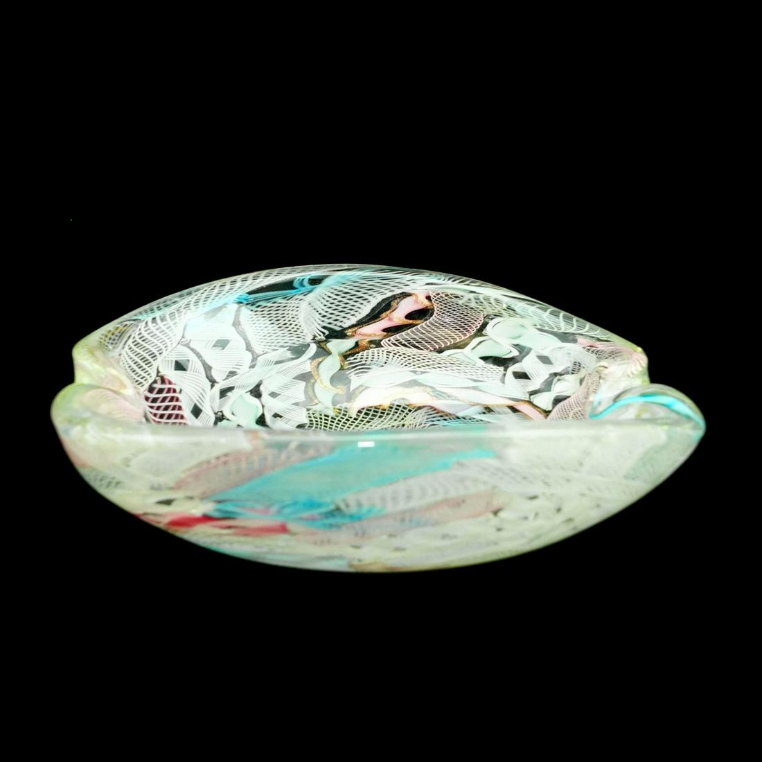 Murano Art Glass Bowl: Murano Art Glass Free Form Bowl with Latticework Tubing. Measures 2-1/2" x 7" x 6". Condition: Good condition. Estimate 40.00 - 120.00 Domestic shipping Third party