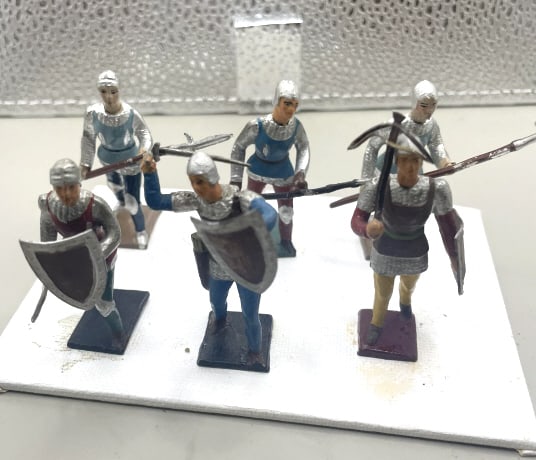 Saracens Crusade Toy Soldiers: Lot of Six (6) Saracens Crusade Toy Soldiers. Provenance Arthur Kavanaugh collection Condition: Rubbing to the paint, surface wear otherwise good condition. No box. Estimate 100 - 200 Domestic shippin