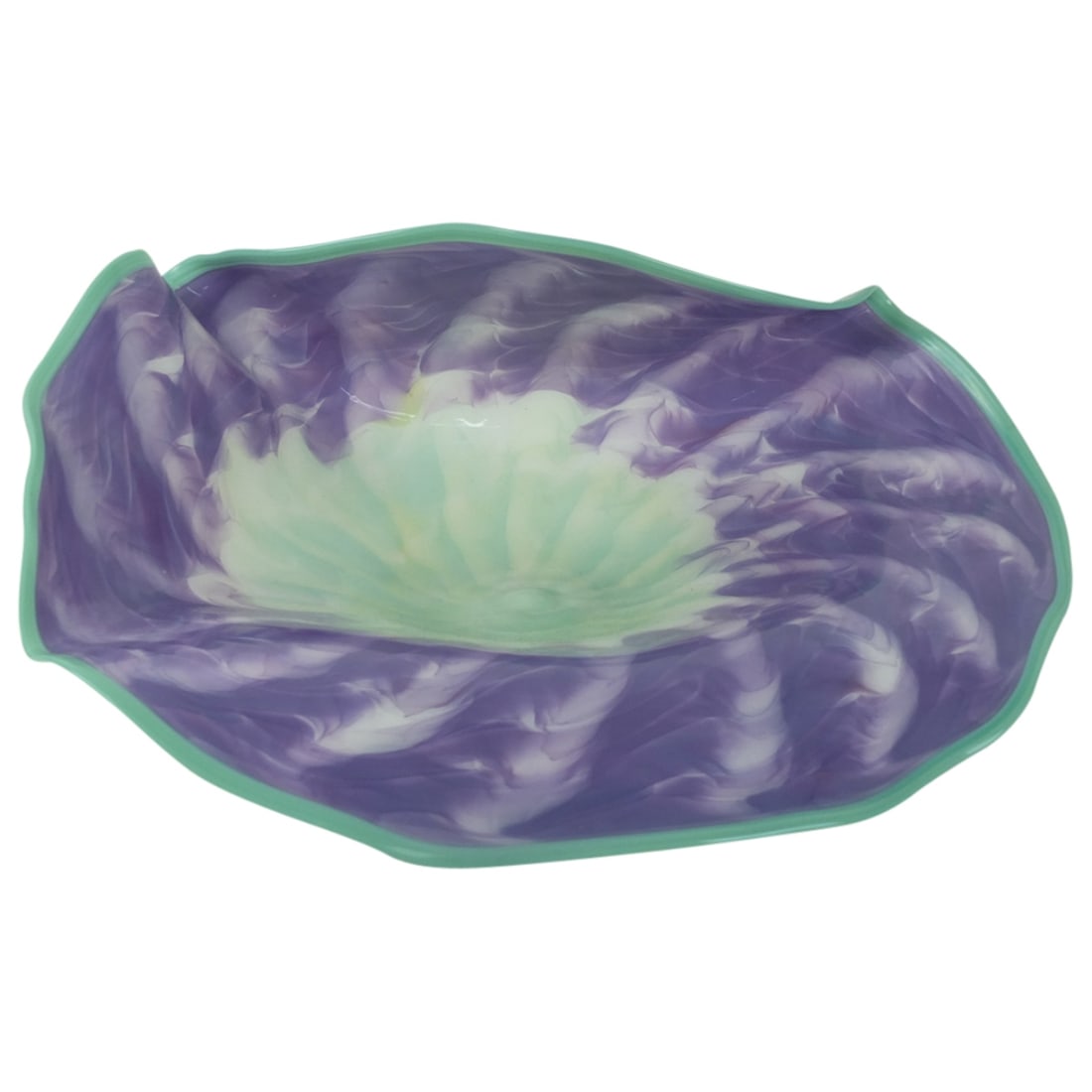 C. Gordman (20th C.): C. Gordman (20th Century) Chihuly Style Free Form Art Glass Dish. Signed. Measures 5" x 14" x 11-1/2". Condition: Good condition. Estimate 100 - 300 Domestic shipping Third party