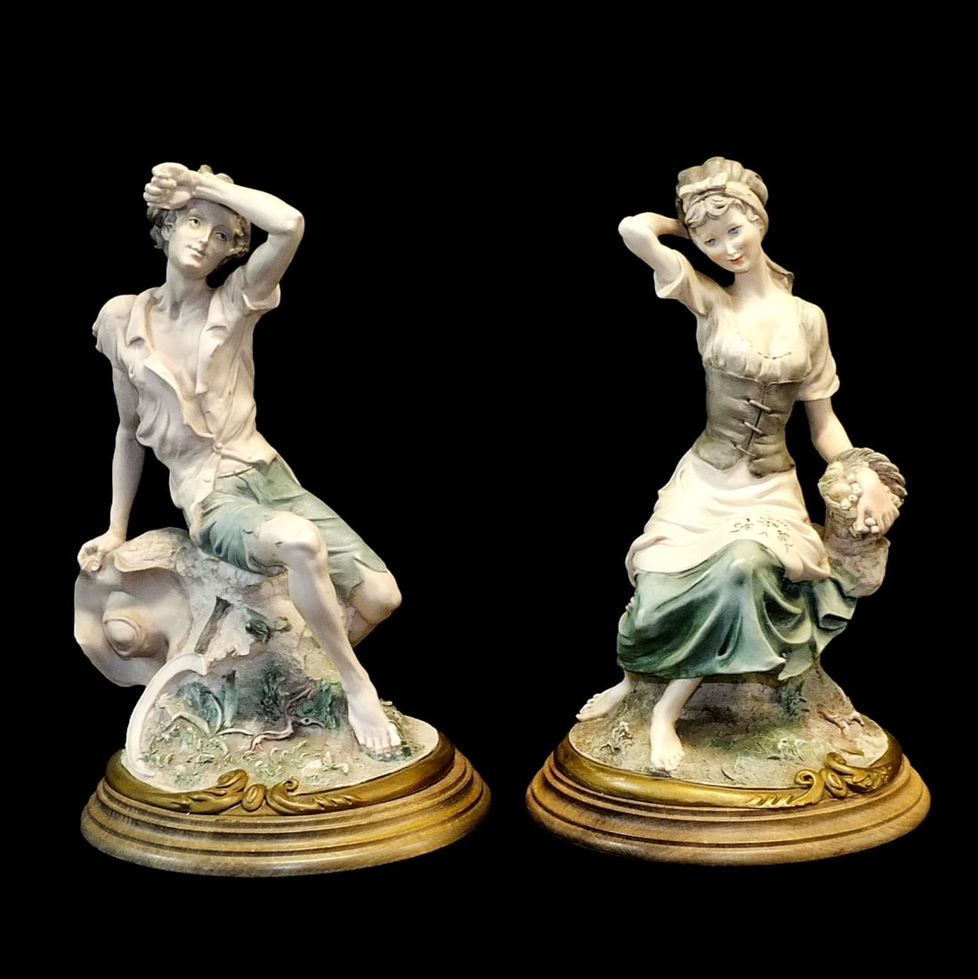 Pair of Giuseppe Armani Figurines (1 of 6)