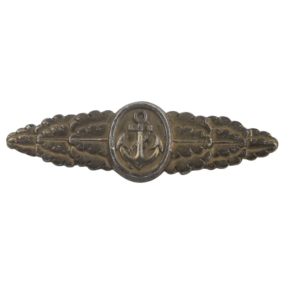 German WWII Military Kriegsmarine Combat Badge (1 of 2)