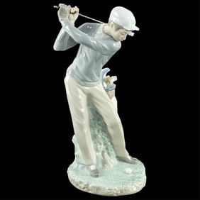 Lladro Glazed Porcelain Figurine