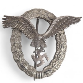 German WWII Luftwaffe Pilot Badge