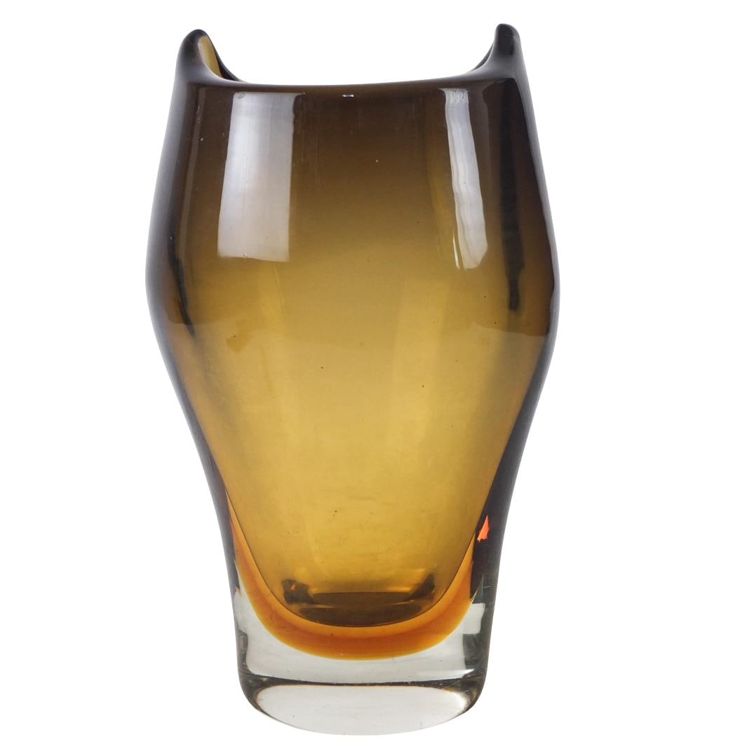 Vintage Murano Art Glass Vase: Vintage Murano Amber to Clear Art Glass Vase. Unsigned. Measures 12" x 7". Condition: Good Condition Estimate 100 - 300 Domestic shipping Third party