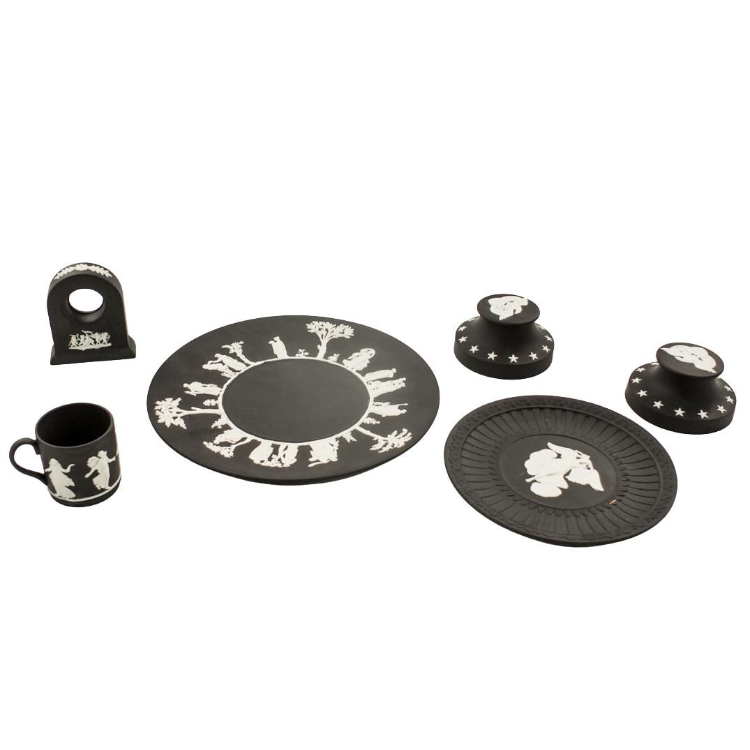 Grouping of Wedgwood Tableware (1 of 5)