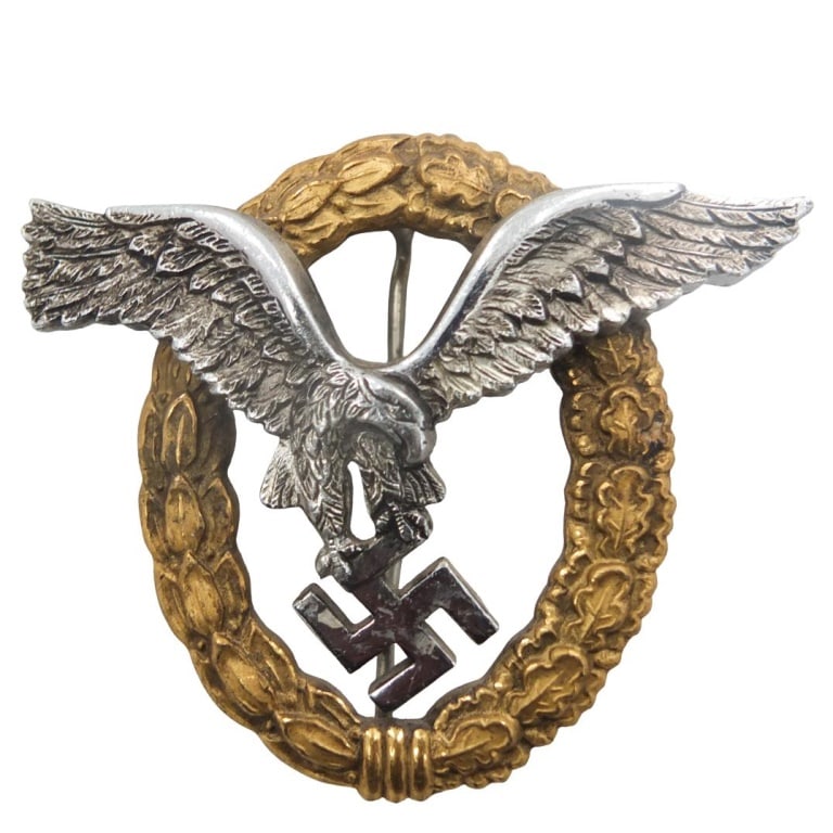 German WWII Luftwaffe Badge (1 of 3)
