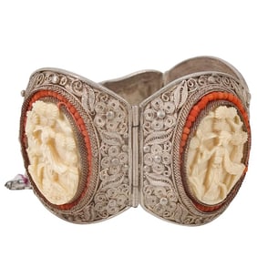 Antique Chinese Silver, Coral Bracelet w/ Cameos