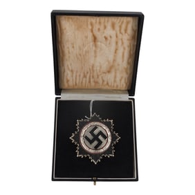 German WWII Cross Badge in Case