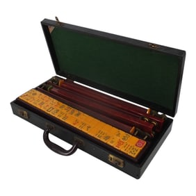 Antique Chinese Bakelite Mahjong Set
