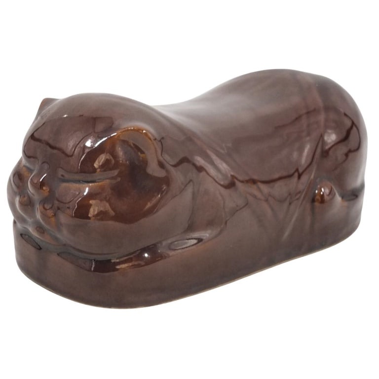 Vintage Chinese Porcelain Pillow Cat (1 of 3)