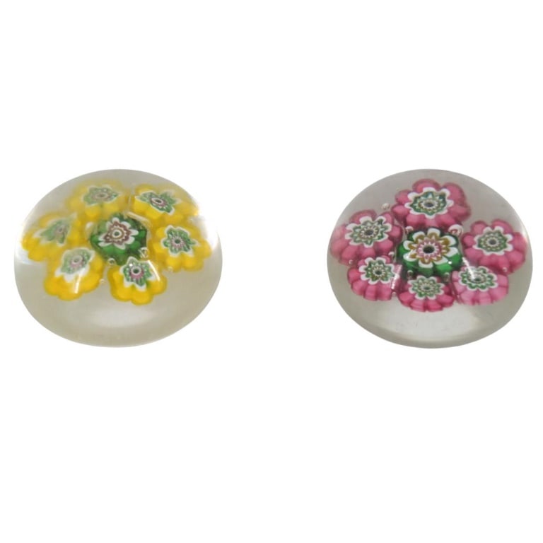 Grouping of Murano Paperweights: Grouping of Two Murano Art Glass Paperweights. Each measuring 2" x 3-3/4". Condition: Good Condition Estimate 50 - 150 Domestic shipping Third Party