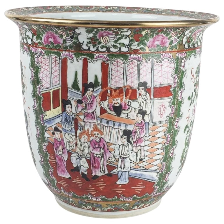Vintage Chinese Porcelain Planter: Vintage Chinese Rose Medallion Porcelain Planter. Signed. Measures 12-3/4" x 13-7/8". Condition: Good condition. Condition: Good condition. Estimate 50 - 150 Domestic shipping Third party
