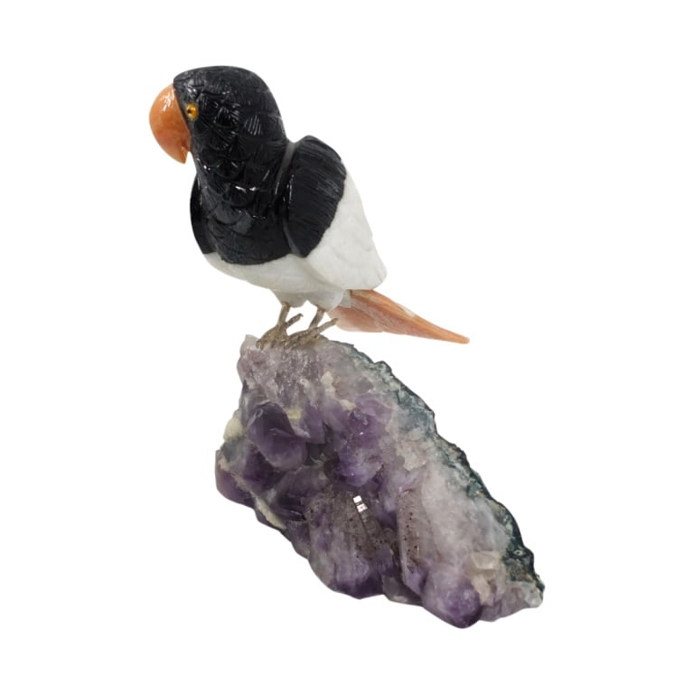 A Vintage Semi Precious Parrot on Amethyst (1 of 7)