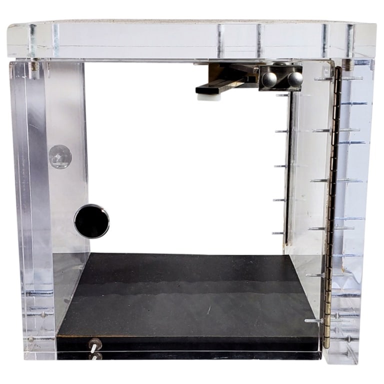 Modern Lucite Bullet Resistant Pass Through Box: Modern Lucite Bullet Resistant Package Passer / Pass Through Box. Measures 14" x 14" x 14". Condition: Good used condition. minor scuffs. Estimate 100 - 300 Domestic shipping Third party