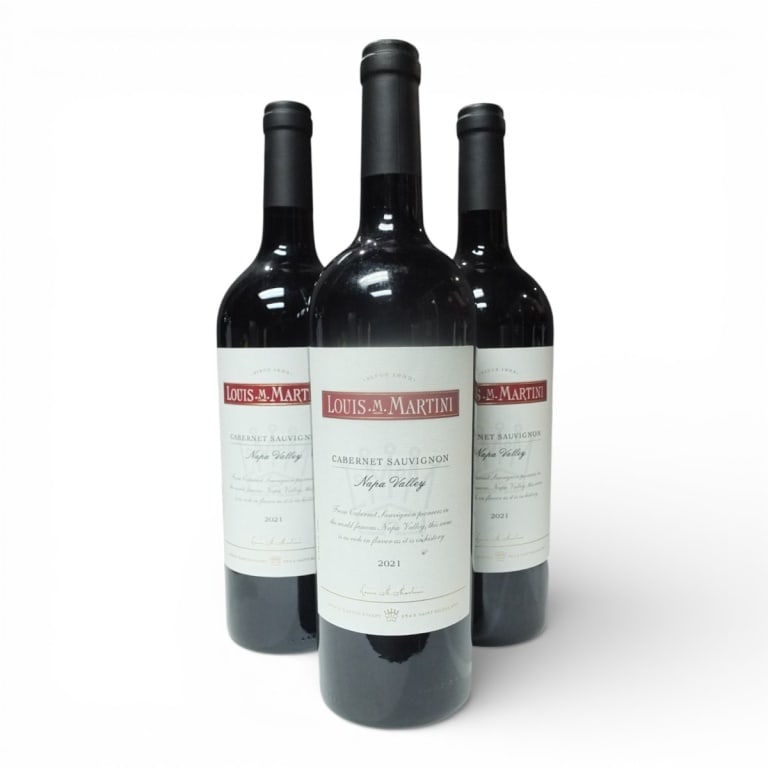 (3) Louis M Martini 2021 Cabernet Sauvignon: (3) Louis M Martini 2021 Napa Valley Cabernet Sauvignon, 750ml Bottles. Offered from a South Florida Private Collection. Bidders are purchasing the bottle and its historically significant, unbroken ta