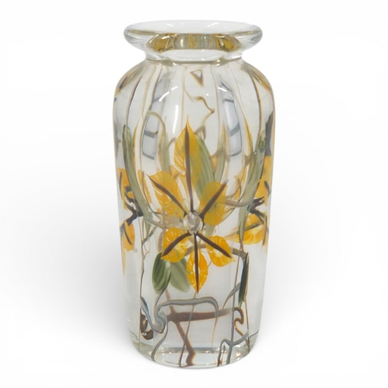 Vandermark Art Glass Paperweight Flower Vase: Vandermark Art Glass Paperweight Flower Vase. Signed Vandermark SCU01 LYF. Measures 7-1/2" H. Condition: Tiny fleabite on bottom. Estimate 100 - 300 Domestic shipping Third Party