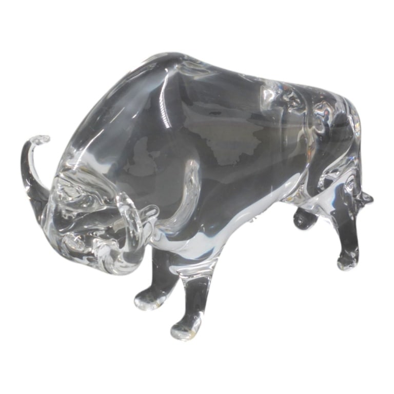 Mid Century Murano Glass Sculpture: Mid Century Murano Art Glass Bull Sculpture. Unsigned. Measures 9" x 13-1/2" x 5-3/4". Condition: Good condition. Estimate 150 - 350 Domestic shipping Third party