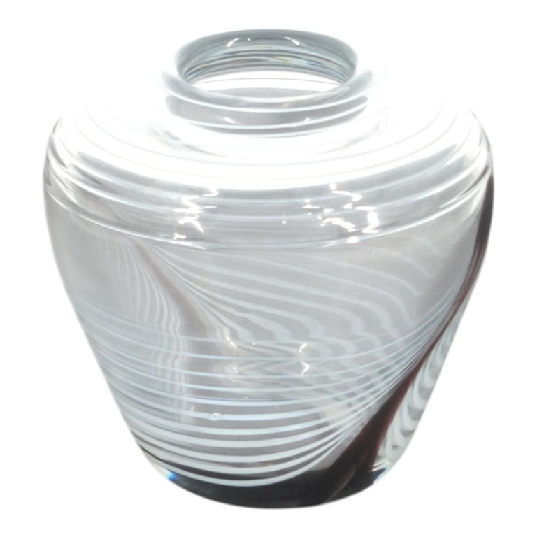 Adam Jablonski Glass Vase (1 of 7)