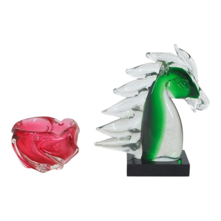 Murano Glass Horse Head & Czech Crystal Bowl: Murano Glass Horse Head & Czech Crystal Bowl. Unsigned. Horse measures 9-1/4" x 7"; bowl 3-1/4" H x 5" W. Condition: Good condition with no chips or cracks. Estimate 100 - 300 Domestic shipping Third