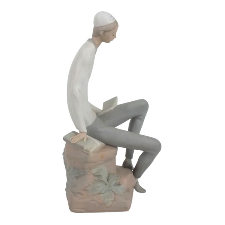 Lladro Gres Porcelain Figurine - 4